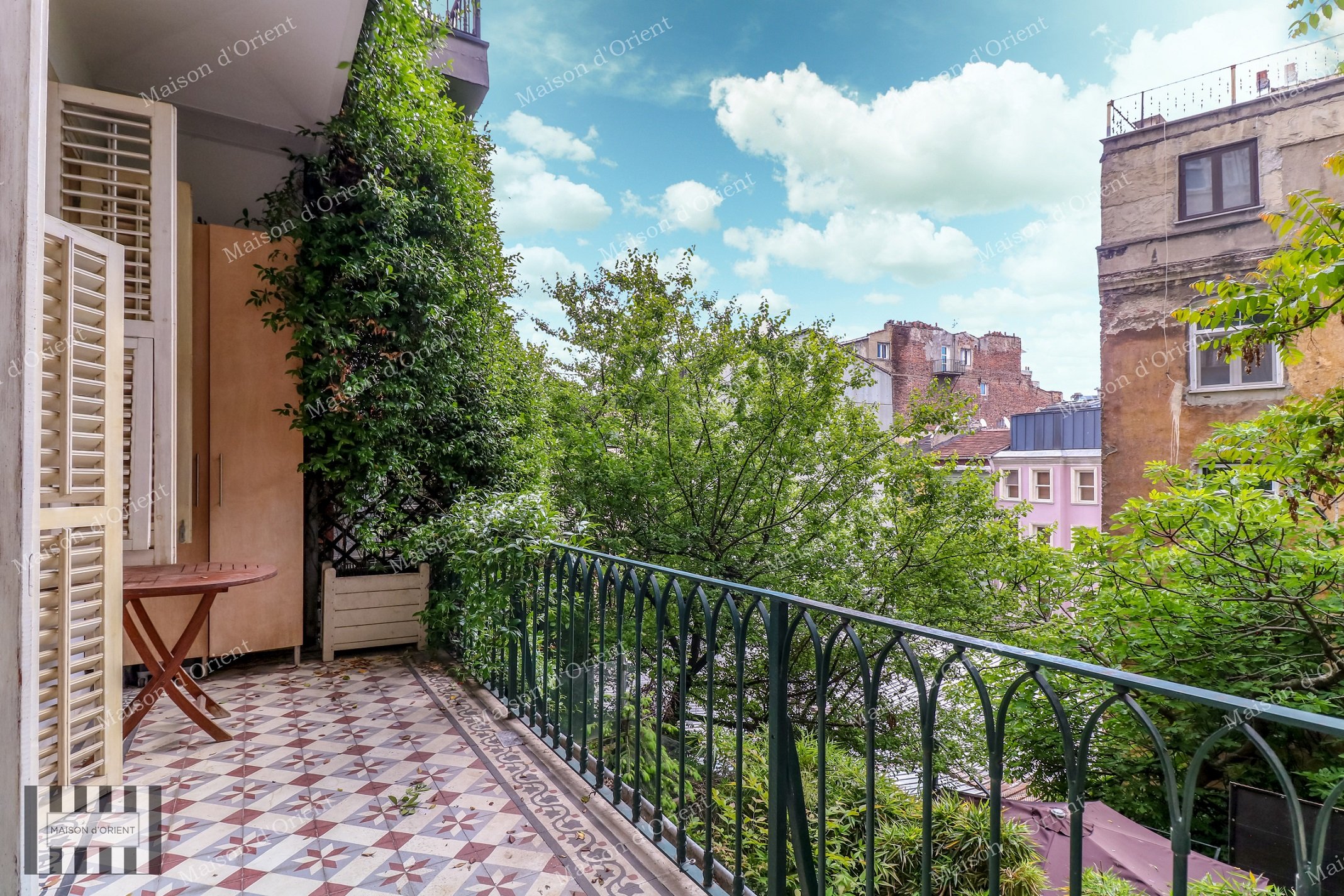 120sqm Furnished Garden Duplex for Rent in Galata